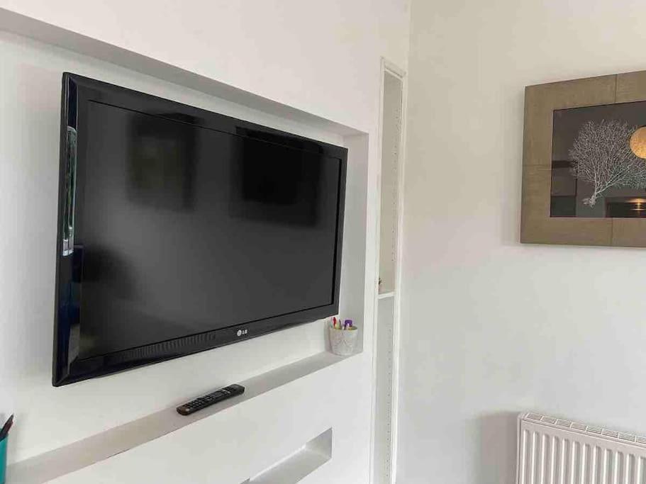 2 Bed Sleeps 6 Beach Retreat St Annes On Sea Villa Lytham St Annes Bagian luar foto