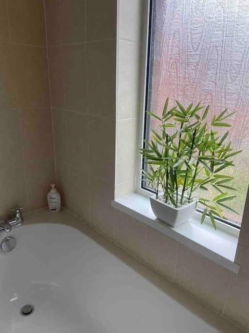 2 Bed Sleeps 6 Beach Retreat St Annes On Sea Villa Lytham St Annes Bagian luar foto